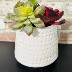 Opalhouse table top arrangement